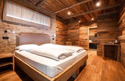 Bezzecca Bed & Breakfast | LMC Guesthouse