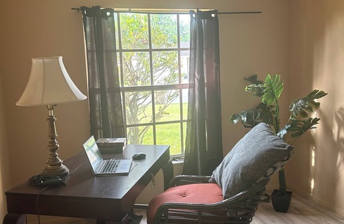 Buena Ventura Lakes House | Location, location! 3-bedroom house in Kissimmee with 5G WiFi, central AC