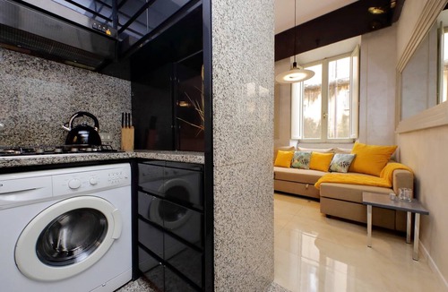 Repubblica Apartment | Loft with terrace near Piazza Barberini