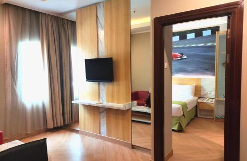 Sukaraja Hotel | Lorin Syariah Hotel Sentul