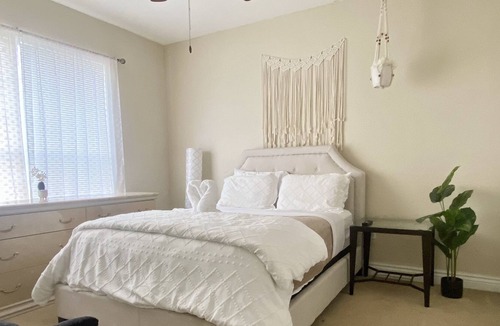 Oak Ridge Condo | Lovely 2 BDRM Condo in the Heart of Orlando’s Attractions
