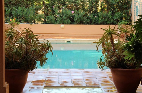Cap-Ferrat Apartment | Lovely 3 bedroom apartment in village of St Jean Cap Ferrat, sea views and pool