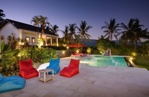 Kalibukbuk Villa | Lovely 3BR Villa W/Amazing Pool & Sea views, Bali Villa 2235