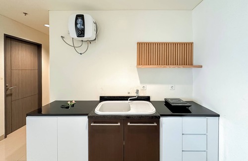 Surabaya Apartment | Lovely And Vibrant 2Br Space At Praxis Apartment