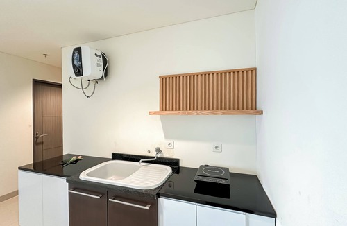 Surabaya Apartment | Lovely And Vibrant 2Br Space At Praxis Apartment