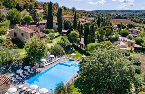Po' Bandino Villa | Lovely apartment in villa for 9 guests with WIFI, A/C, pool, TV and patio