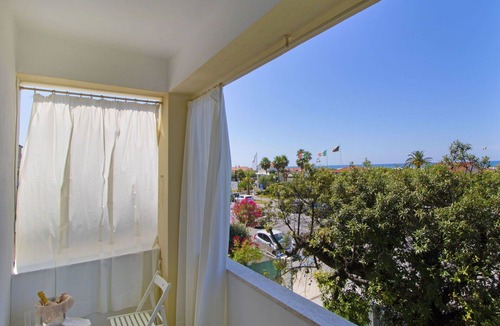 San Rocco in Turrite Apartment | Lovely apartment for 4 people with WIFI, TV and terrace