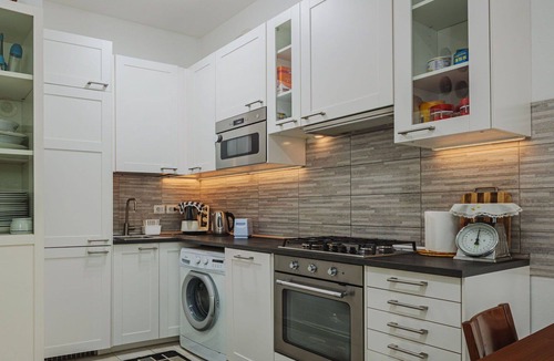 Viareggio Apartment | Lovely apartment for 5 people with A/C, TV and terrace
