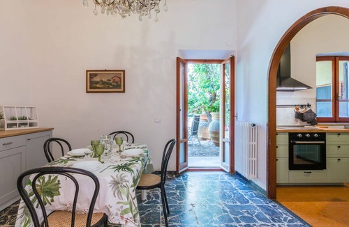 Volterra Apartment | Lovely apartment for 7 people with WIFI and patio