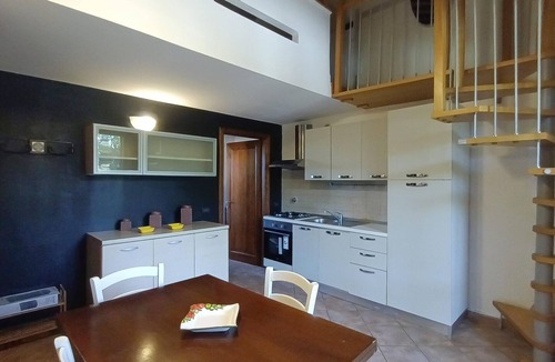 Montescudaio Apartment | Lovely apartment in Montescudaio with WiFi