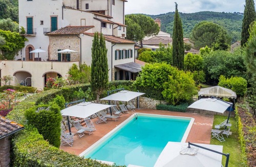 Montaione Villa | Lovely apartment in villa for 2 people with pool, A/C, WIFI, TV, terrace and panoramic view