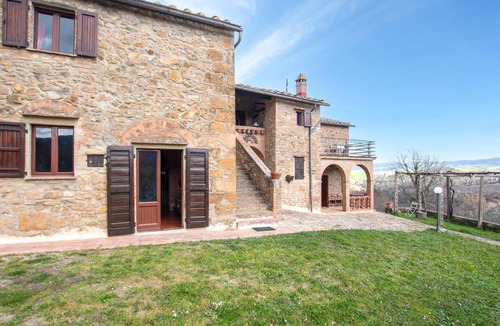 Volterra Apartment | Lovely apartment in Volterra with WiFi