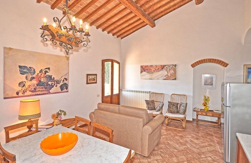 San Gimignano Apartment | Lovely apartment for 4 people with A/C, WIFI, pool, TV, terrace and panoramic view