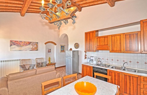 San Gimignano Apartment | Lovely apartment for 4 people with A/C, WIFI, pool, TV, terrace and panoramic view