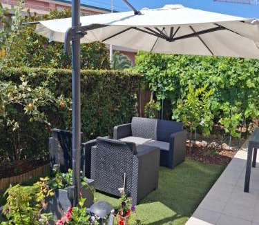 Nice Apartment | Lovely apartment with private garden and a swimming-pool