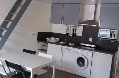 La Madeleine Apartment | Lovely contemporary studio near the beach (6)