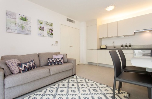 Antibes City Centre Apartment | Lovely flat with terrace , parking, wifi, AC - 4 people in the heart of old town