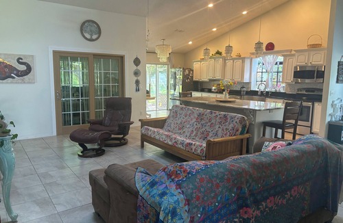 Mariner's VIllage House | Lovely Lake House with Jacuzzi 30 min from Disney