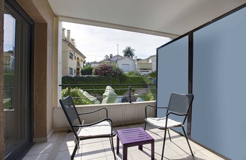 Prado - Republique Apartment | lovely quality apartment, aircon lift pool located 7mn by foot Croisette&Palais
