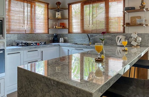 Anturan Villa | Lovina luxury pool villa at a magnificent location!