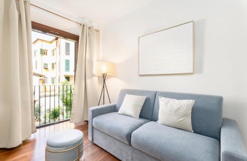 Lucca Historical Center Apartment | Luce Apartment - Stylish Terrace in the Heart of Lucca