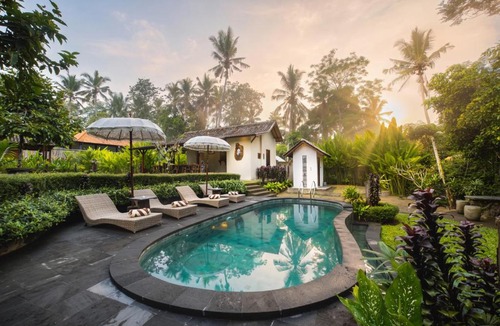 Tegallalang Villa | Lunga Cafe & Villa