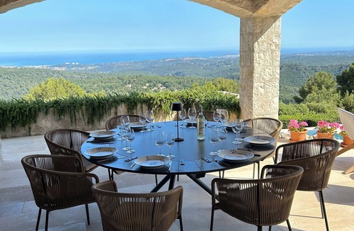 Tourrettes-sur-Loup House | Luxery Stone house with 180˚ Sea views, heated infinity pool, air-con, renovated