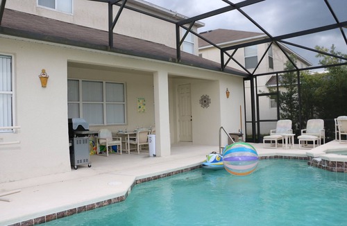 Legacy Park Villa | LUXURIOUS 5 Bed/4.5 Bath ~ Family~ Disney Theme~Game Room~Spa~ Pool~Wifi