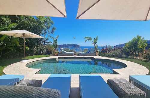 Villefranche-sur-Mer Villa | Luxurious Villa with sea view- swimming pool- close to the sea- garage - garden
