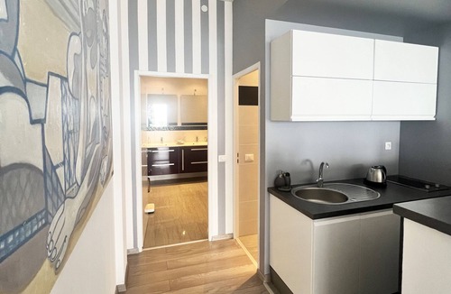 Eze Apartment | Luxurious studio suite near Monaco with sea view