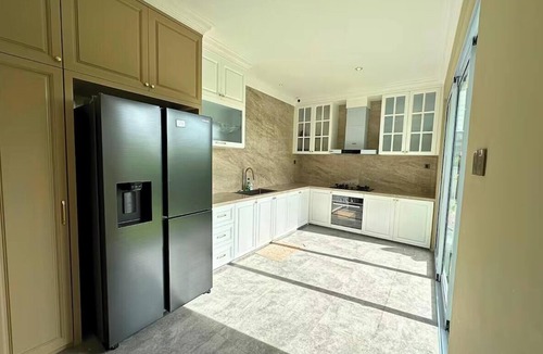 Batam Villa | Luxury 4 Br Villa Orchard Park