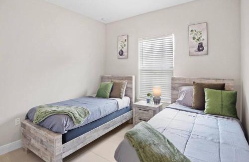 Poinciana Apartment | Luxury and tranquility, In the Heart of Poinciana, just 30 min from Disney!