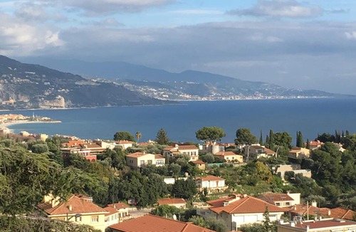 Roquebrune-Cap-Martin Apartment | Luxury apartment, top floor, sea view.