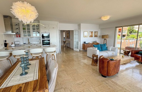 Villefranche-sur-Mer Apartment | Luxury at its Best with Panoramic Mediterranean View