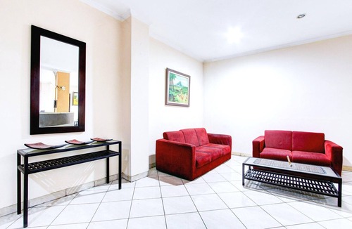 Semarang House | Luxury Deluxe DBL Retreat W/Free WiFi and Parking