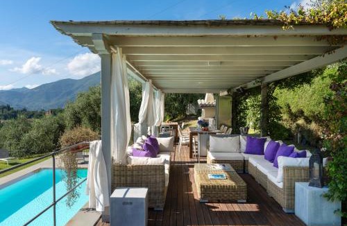 Camaiore Villa | Luxury Green Marignana Villa, Versilia, Pool, Ac, Sauna