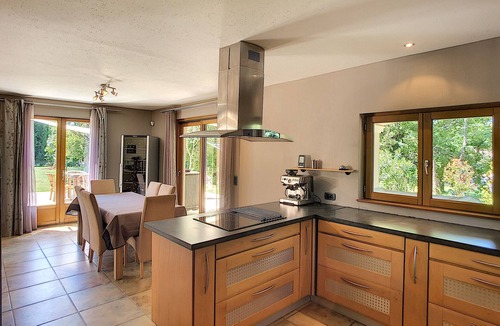 Saint-Paul-en-Foret Villa | Luxury modern villa with pool, 3 bedrooms and 2 bathrooms