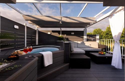 Forte dei Marmi Villa | Luxury Paradise House