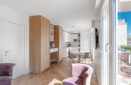 Gambetta Apartment | Luxury Penthouse 2BDR/2BATH Terrace 3min Promenade