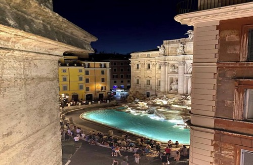 Rione IX Pigna Apartment | Luxury Penthouse with Stunning Views of Piazza Venezia