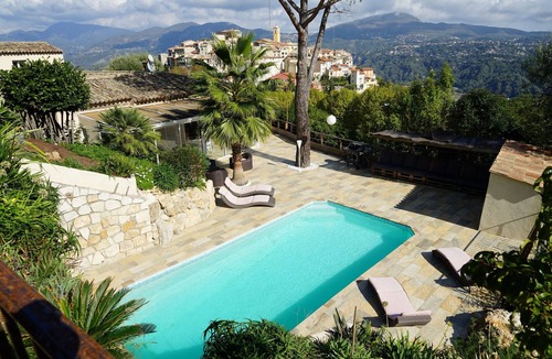 Gattieres House | Luxury Provençal villa ideally located with panoramic view