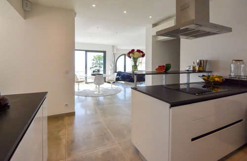 Golfe Juan Villa | Luxury Stay in Golfe Juan, 15 minutes from Cannes