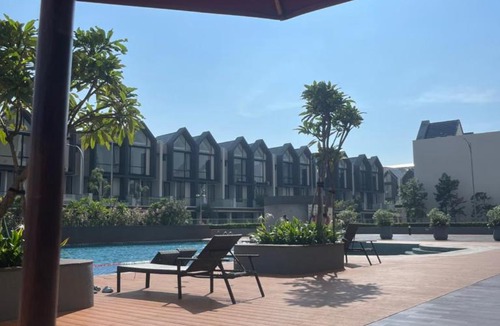 Old Jakarta Apartment | Luxury Stay Osaka Riverview Apartemen Pik 2
