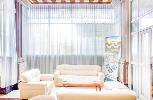Banda Aceh House | Luxury Twin Comfort Stay With Free Wifi