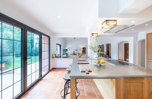Saint-Paul-en-Foret Villa | Luxury villa near Fayence