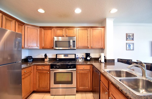 Reunion Villa | Luxury Villa 3 bed/3 baths located Near Walt Disney World Attractions!
