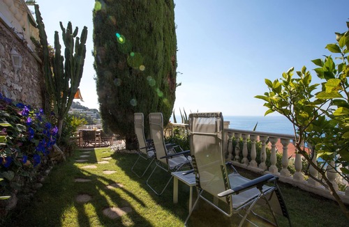 Mont Boron Apartment | Luxury villa apartment with panoramic sea views and small private garden