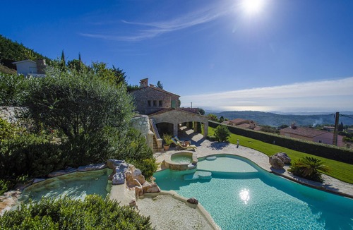 Tourrettes-sur-Loup Villa | Luxury villa rental w/pool, jacuzzi, superb view near Nice, Cannes & Monaco