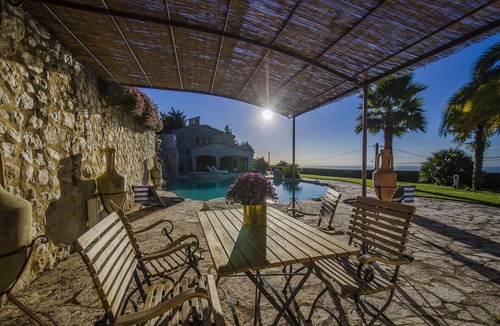 Tourrettes-sur-Loup Villa | Luxury villa rental w/pool, jacuzzi, superb view near Nice, Cannes & Monaco