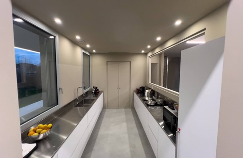 Coverciano Villa | Luxury Villa Gated Parking EV Charge 7min to Duomo